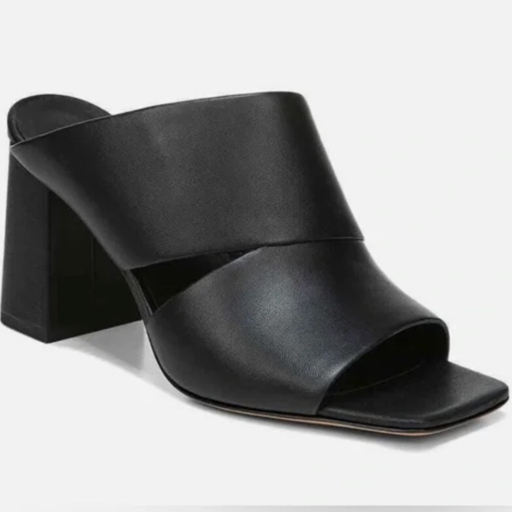 VINCE "Nelda" Leather Block Heel Sandal in Black: Sz 6.5